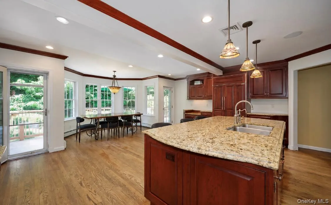 Chef's kitchen Chef's kitchen