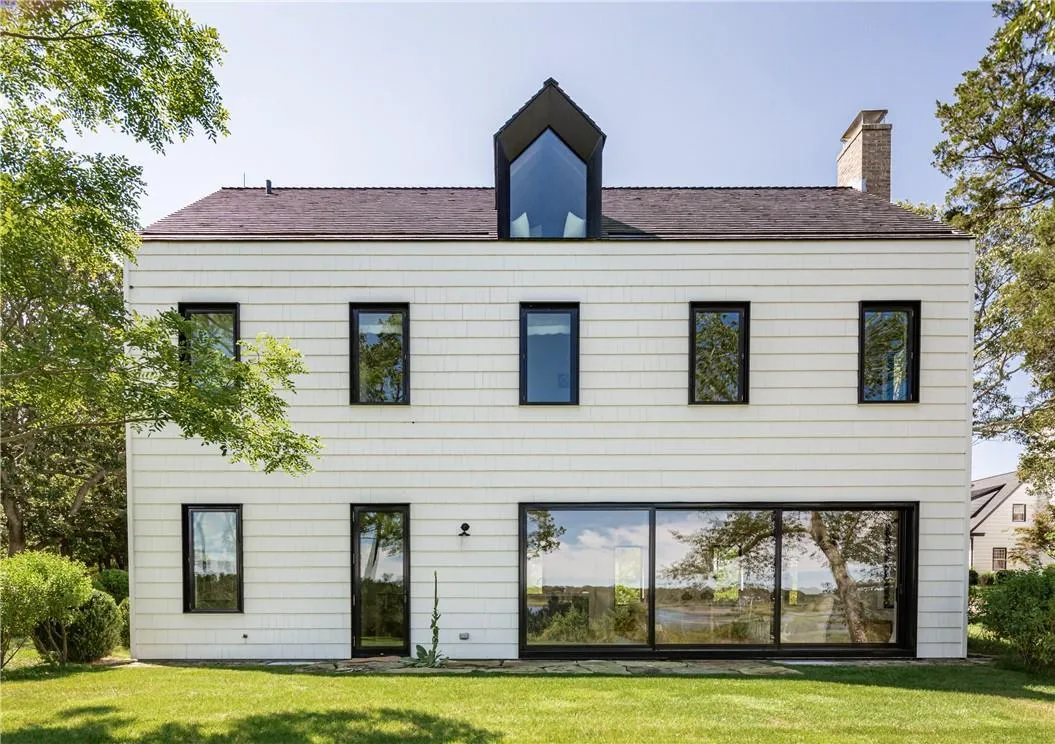 Full Sized Guest House Full Sized Guest House