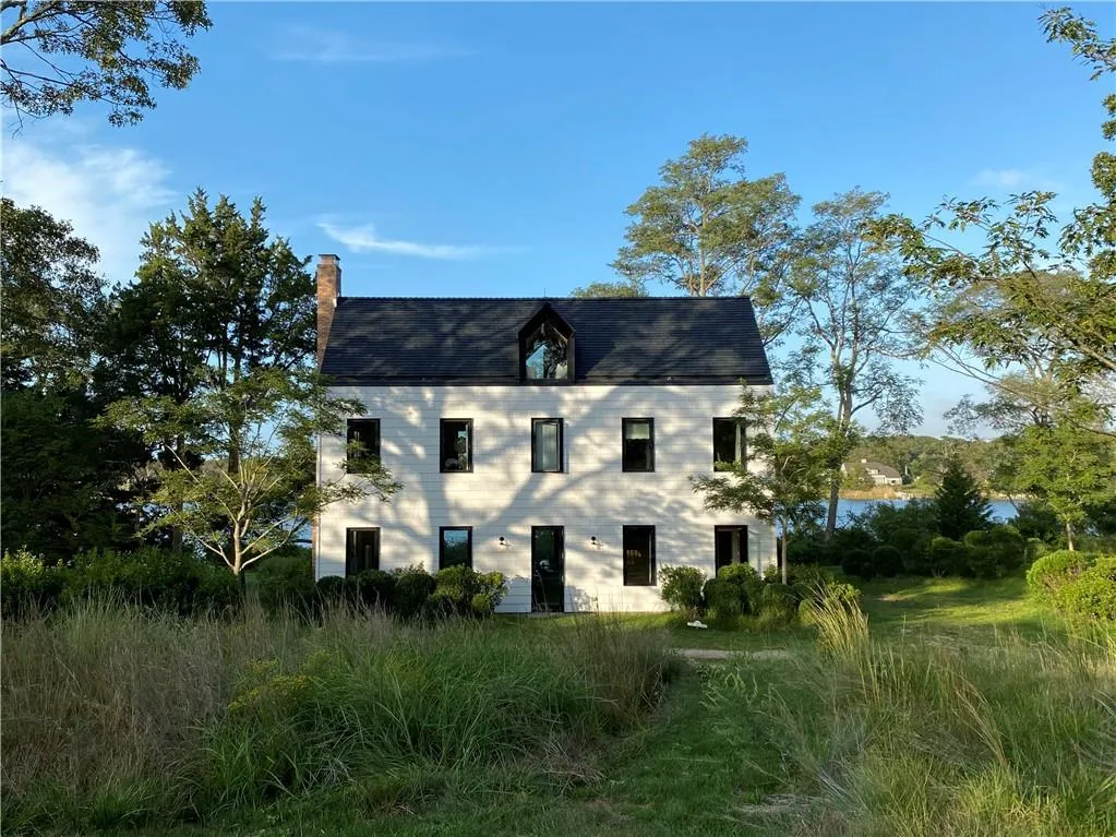 Full Sized Guest House Full Sized Guest House