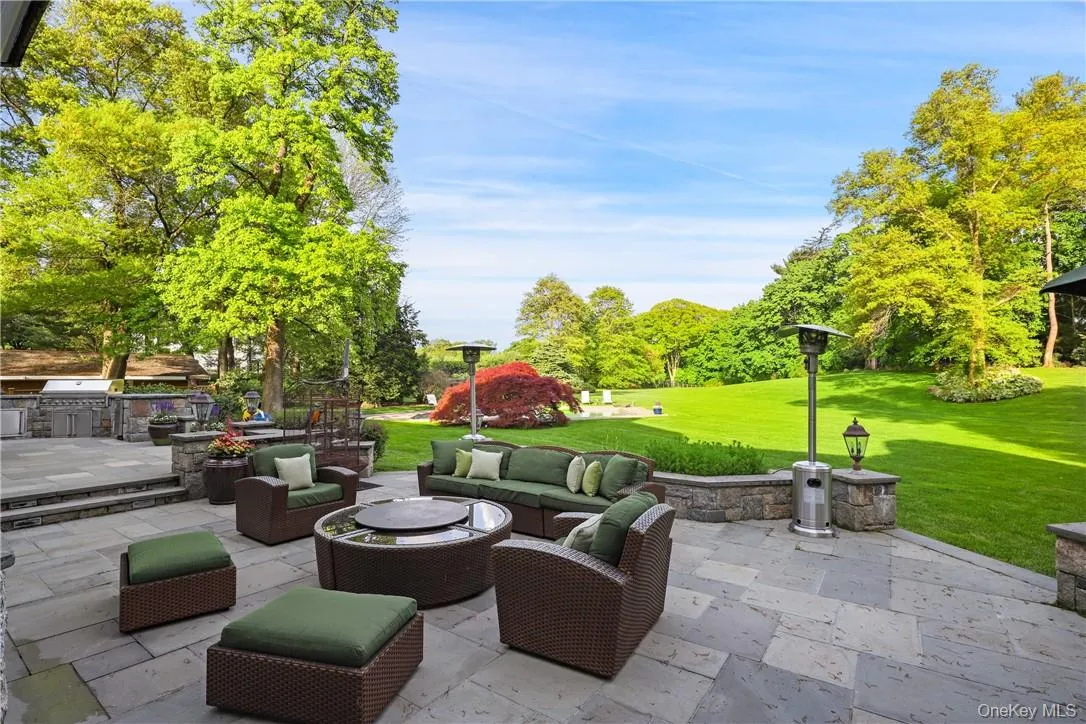 9 Meadow Lane, Harrison, NY, 5 Bedrooms Bedrooms, 13 Rooms Rooms,6 BathroomsBathrooms,Residential,For Rent,Meadow,0,H6291697 9 Meadow Lane, Harrison, NY, 5 Bedrooms Bedrooms, 13 Rooms Rooms,6 BathroomsBathrooms,Residential,For Rent,Meadow,0,H6291697