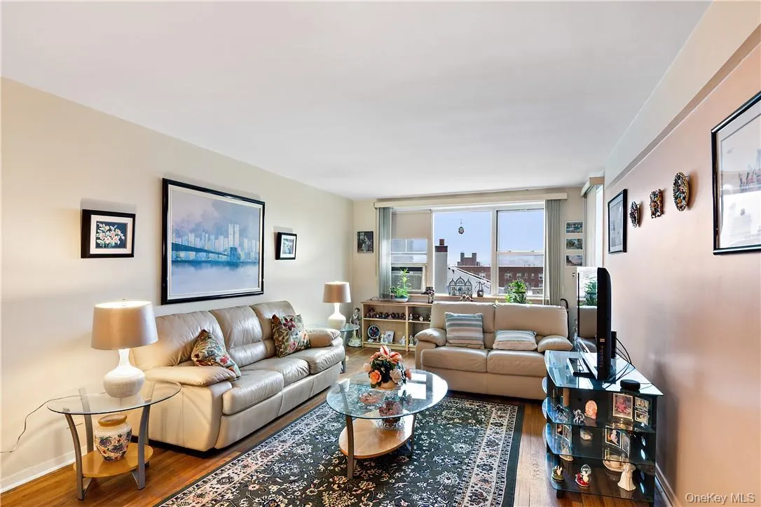 525 236 Street, New York, NY, 1 Bedroom Bedrooms, 3 Rooms Rooms,1 BathroomBathrooms,Residential Sale,For Rent,236,0,H6292011 525 236 Street, New York, NY, 1 Bedroom Bedrooms, 3 Rooms Rooms,1 BathroomBathrooms,Residential Sale,For Rent,236,0,H6292011