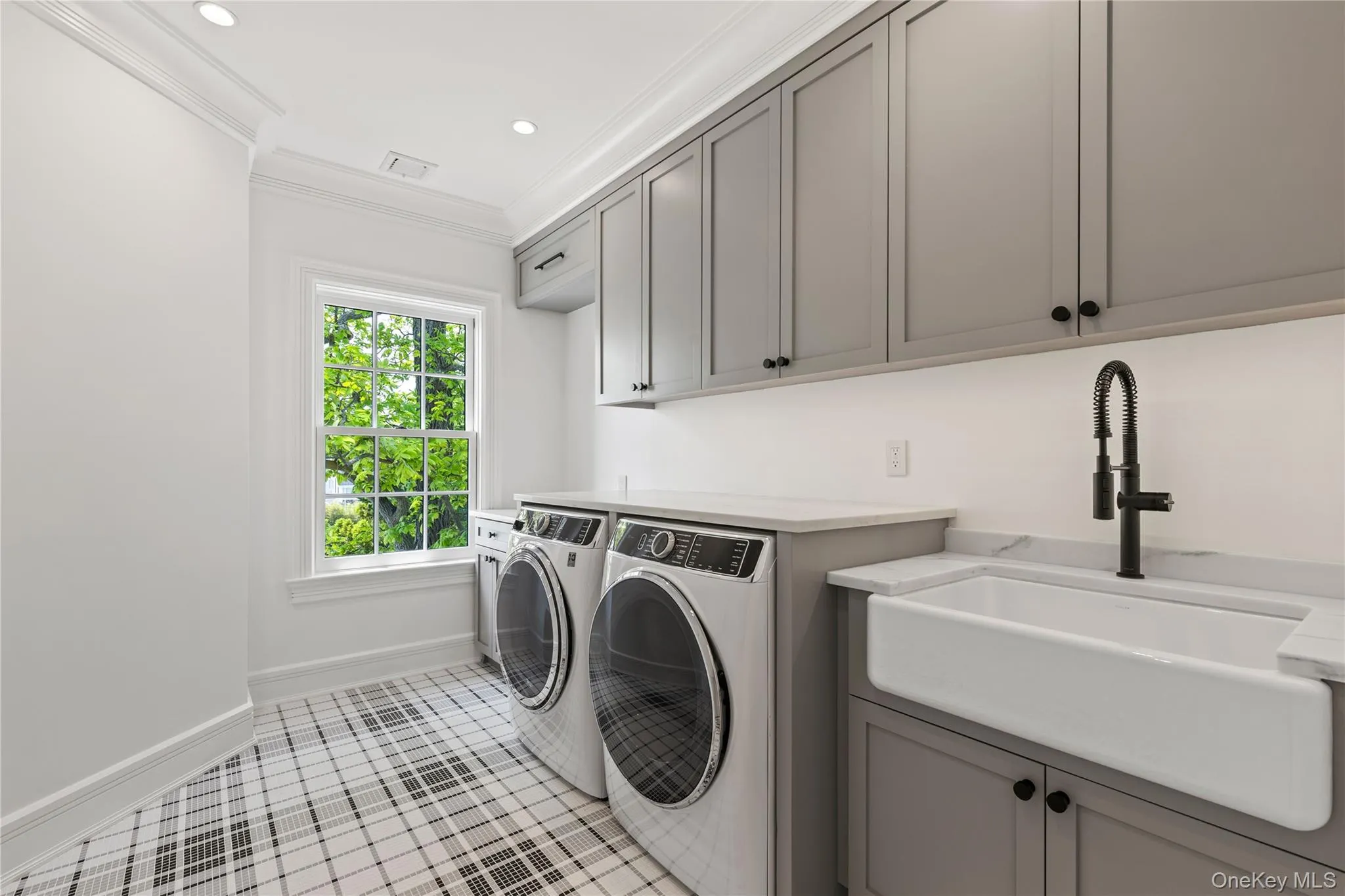 104 Premium Point Road, Mamaroneck, NY, 8 Bedrooms Bedrooms, 20 Rooms Rooms,10 BathroomsBathrooms,Residential Sale,For Rent,Premium Point,0,H6292361 104 Premium Point Road, Mamaroneck, NY, 8 Bedrooms Bedrooms, 20 Rooms Rooms,10 BathroomsBathrooms,Residential Sale,For Rent,Premium Point,0,H6292361