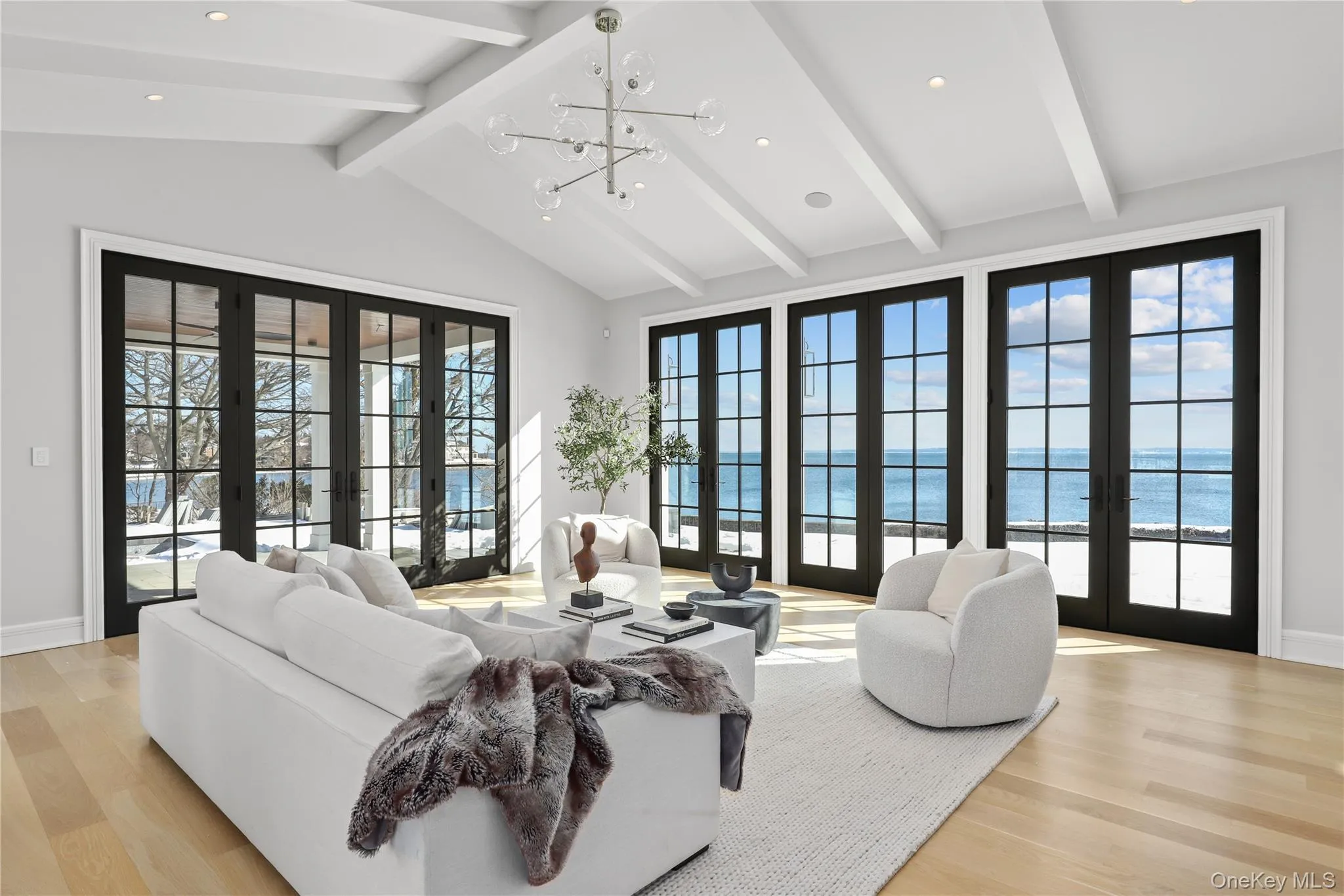 104 Premium Point Road, Mamaroneck, NY, 8 Bedrooms Bedrooms, 20 Rooms Rooms,10 BathroomsBathrooms,Residential Sale,For Rent,Premium Point,0,H6292361 104 Premium Point Road, Mamaroneck, NY, 8 Bedrooms Bedrooms, 20 Rooms Rooms,10 BathroomsBathrooms,Residential Sale,For Rent,Premium Point,0,H6292361