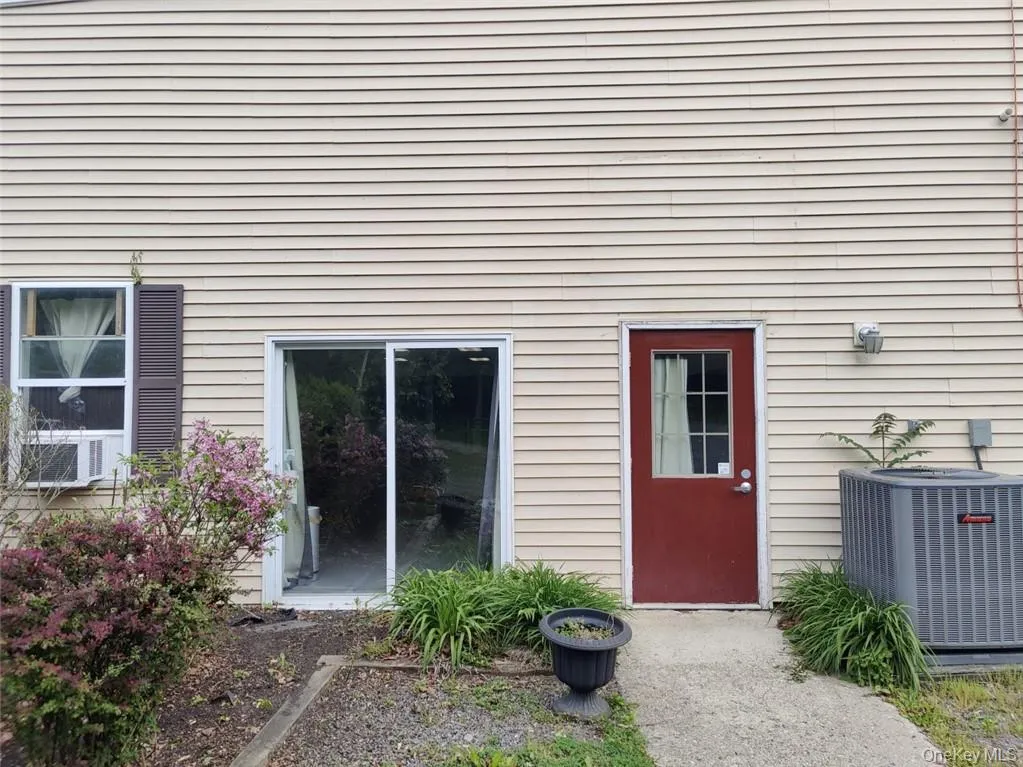 7578 Broadway, Red Hook, NY, ,Commercial Lease,Idx,Broadway,0,H6299653 7578 Broadway, Red Hook, NY, ,Commercial Lease,Idx,Broadway,0,H6299653