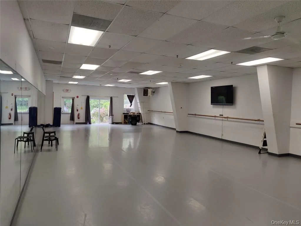 7578 Broadway, Red Hook, NY, ,Commercial Lease,Idx,Broadway,0,H6299653 7578 Broadway, Red Hook, NY, ,Commercial Lease,Idx,Broadway,0,H6299653