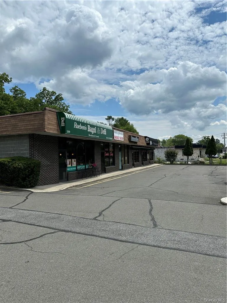 589 Route 303, Orangetown, NY, ,Commercial Lease,For Rent,Route 303,0,H6302612 589 Route 303, Orangetown, NY, ,Commercial Lease,For Rent,Route 303,0,H6302612
