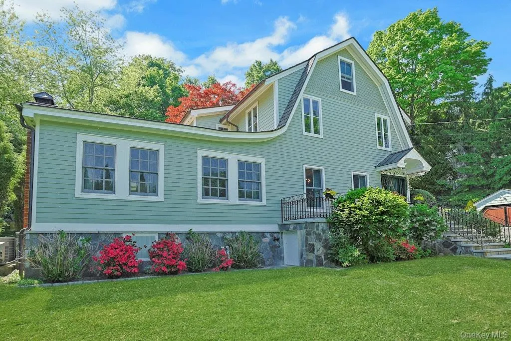 97 Underhill Road, Greenburgh, NY, 4 Bedrooms Bedrooms, 9 Rooms Rooms,2 BathroomsBathrooms,Residential,For Rent,Underhill,0,H6303051 97 Underhill Road, Greenburgh, NY, 4 Bedrooms Bedrooms, 9 Rooms Rooms,2 BathroomsBathrooms,Residential,For Rent,Underhill,0,H6303051