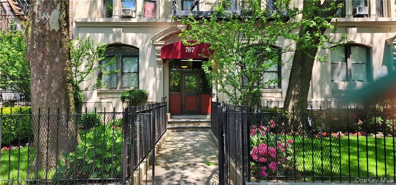767 Eastern Parkway, New York, NY, 1 Bedroom Bedrooms, 3 Rooms Rooms,1 BathroomBathrooms,Residential,For Rent,Eastern,0,H6308832 767 Eastern Parkway, New York, NY, 1 Bedroom Bedrooms, 3 Rooms Rooms,1 BathroomBathrooms,Residential,For Rent,Eastern,0,H6308832