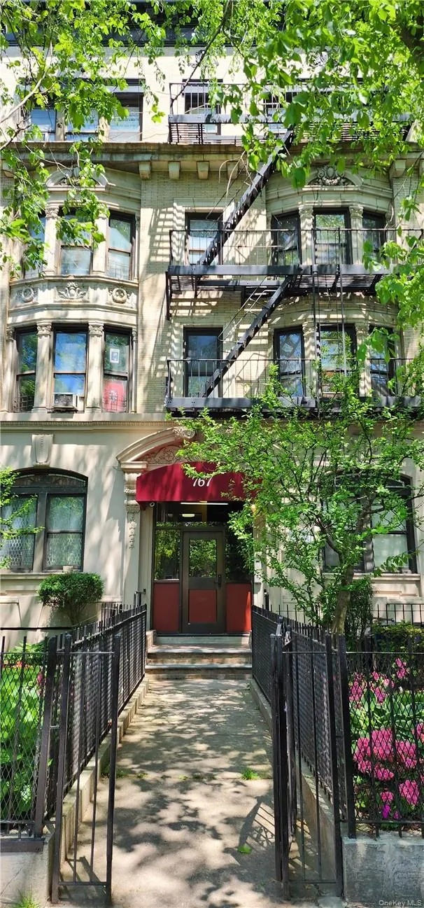 767 Eastern Parkway, New York, NY, 1 Bedroom Bedrooms, 3 Rooms Rooms,1 BathroomBathrooms,Residential,For Rent,Eastern,0,H6308832 767 Eastern Parkway, New York, NY, 1 Bedroom Bedrooms, 3 Rooms Rooms,1 BathroomBathrooms,Residential,For Rent,Eastern,0,H6308832