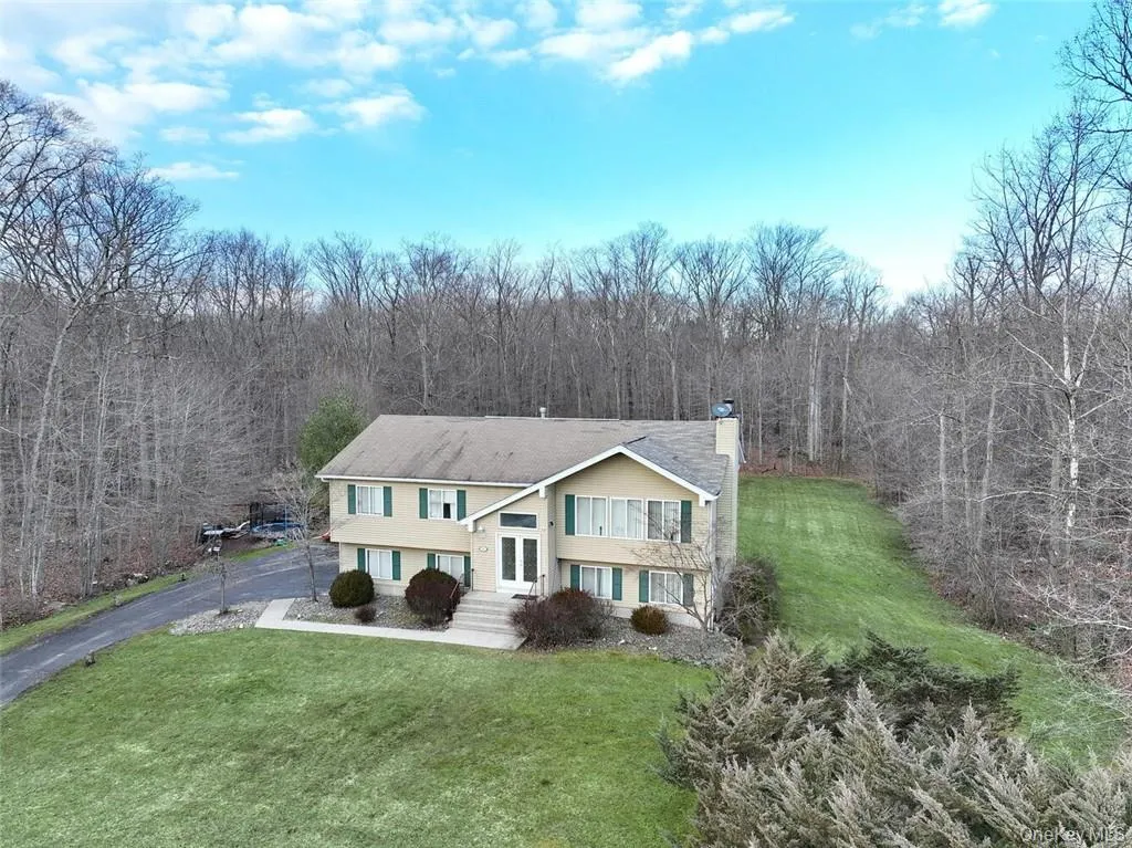9 Aron Court, Ramapo, NY, 4 Bedrooms Bedrooms, 9 Rooms Rooms,3 BathroomsBathrooms,Residential Sale,For Rent,Aron,0,H6315100 9 Aron Court, Ramapo, NY, 4 Bedrooms Bedrooms, 9 Rooms Rooms,3 BathroomsBathrooms,Residential Sale,For Rent,Aron,0,H6315100