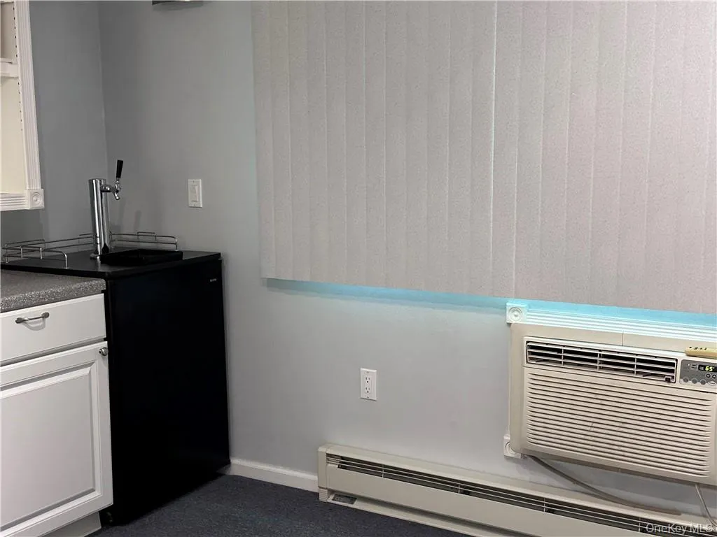 Beer Cooler included. Wall unit air conditioners Beer Cooler included. Wall unit air conditioners