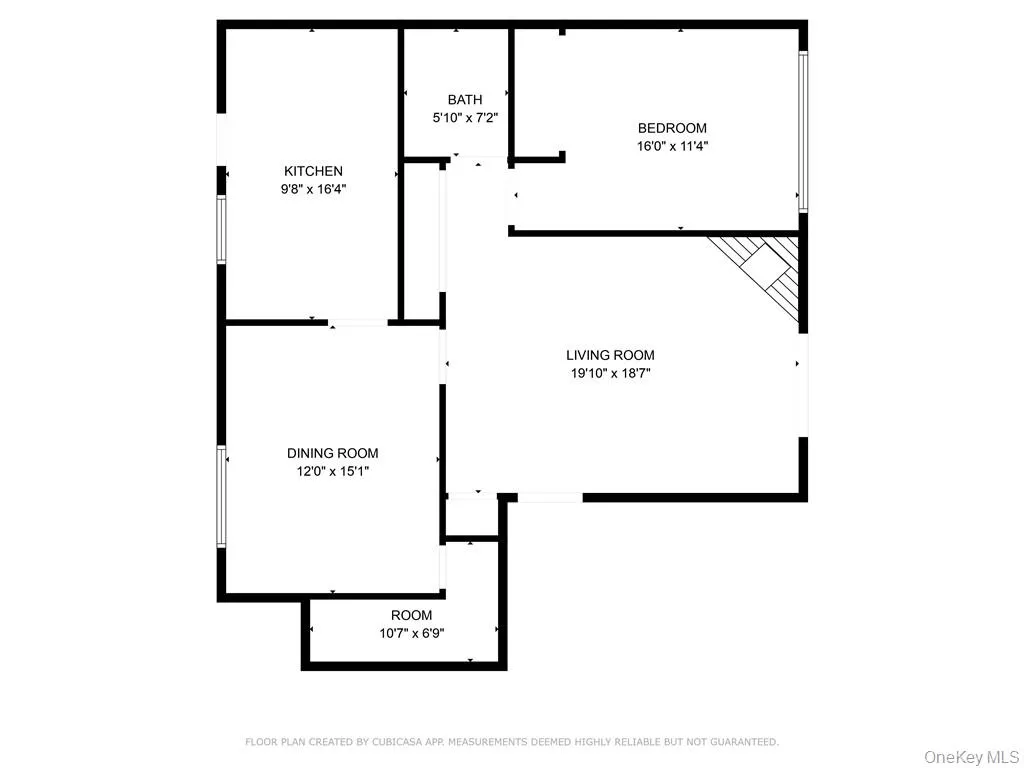 Plan by Cubicasa with measurements deemed accurate Plan by Cubicasa with measurements deemed accurate