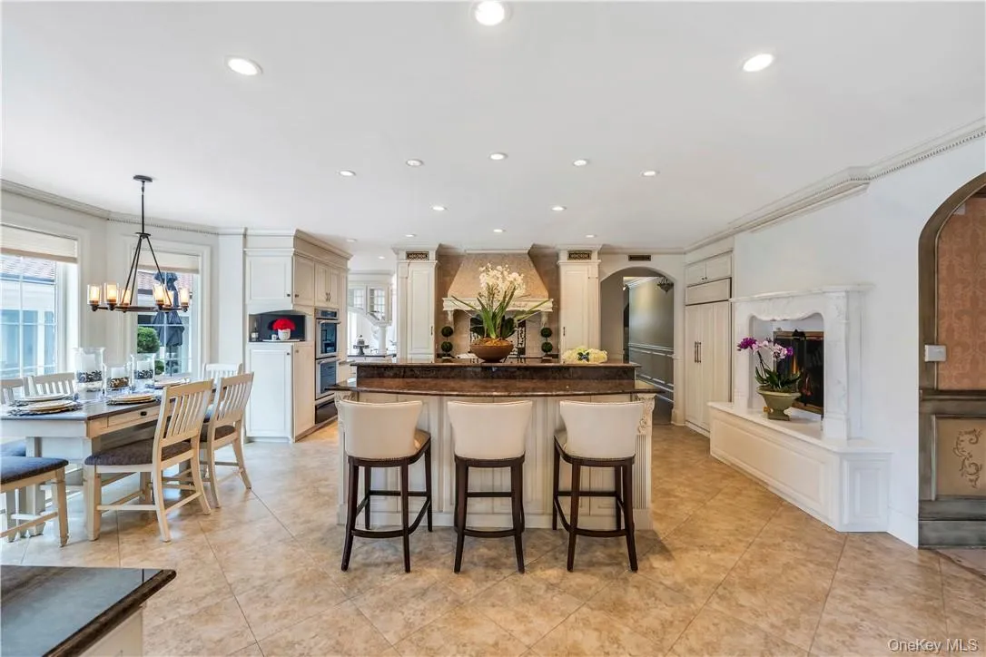 4 Old Wagon Lane, North Hempstead, NY, 6 Bedrooms Bedrooms, 18 Rooms Rooms,7 BathroomsBathrooms,Residential,For Rent,Old Wagon,0,H6318594 4 Old Wagon Lane, North Hempstead, NY, 6 Bedrooms Bedrooms, 18 Rooms Rooms,7 BathroomsBathrooms,Residential,For Rent,Old Wagon,0,H6318594