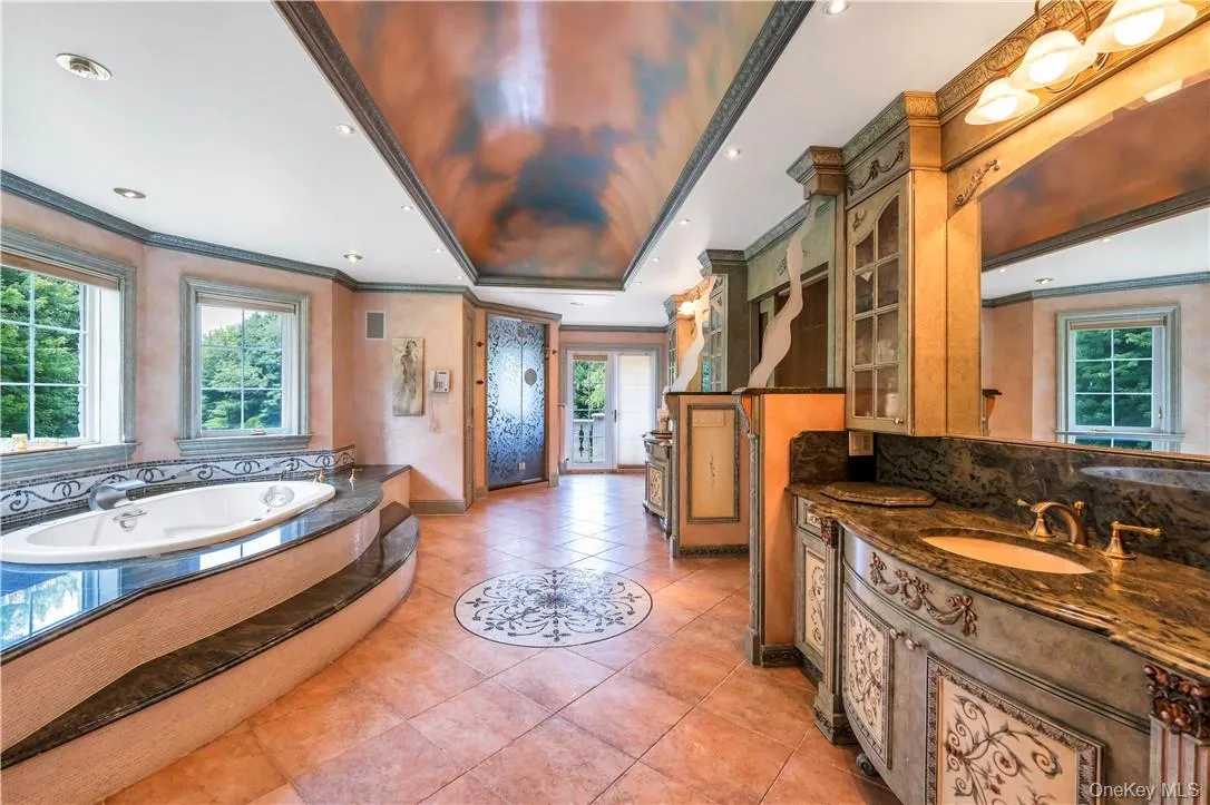4 Old Wagon Lane, North Hempstead, NY, 6 Bedrooms Bedrooms, 18 Rooms Rooms,7 BathroomsBathrooms,Residential,For Rent,Old Wagon,0,H6318594 4 Old Wagon Lane, North Hempstead, NY, 6 Bedrooms Bedrooms, 18 Rooms Rooms,7 BathroomsBathrooms,Residential,For Rent,Old Wagon,0,H6318594