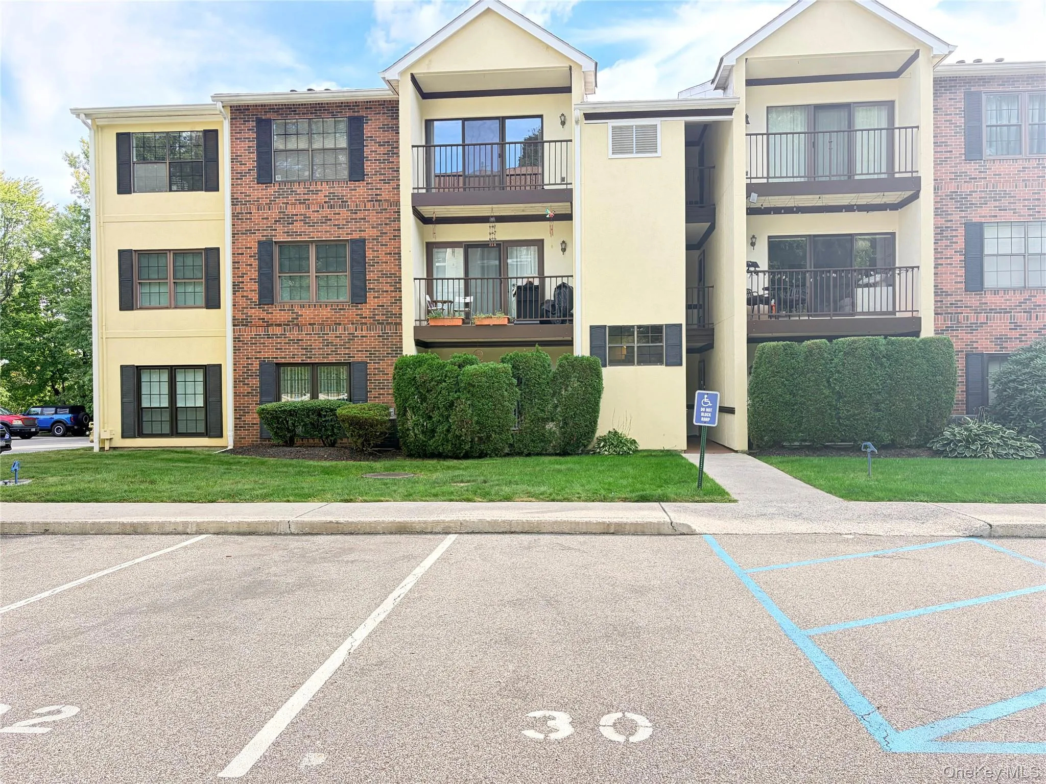 Back entry is closest to this unit... #30 is the parking spot Back entry is closest to this unit... #30 is the parking spot