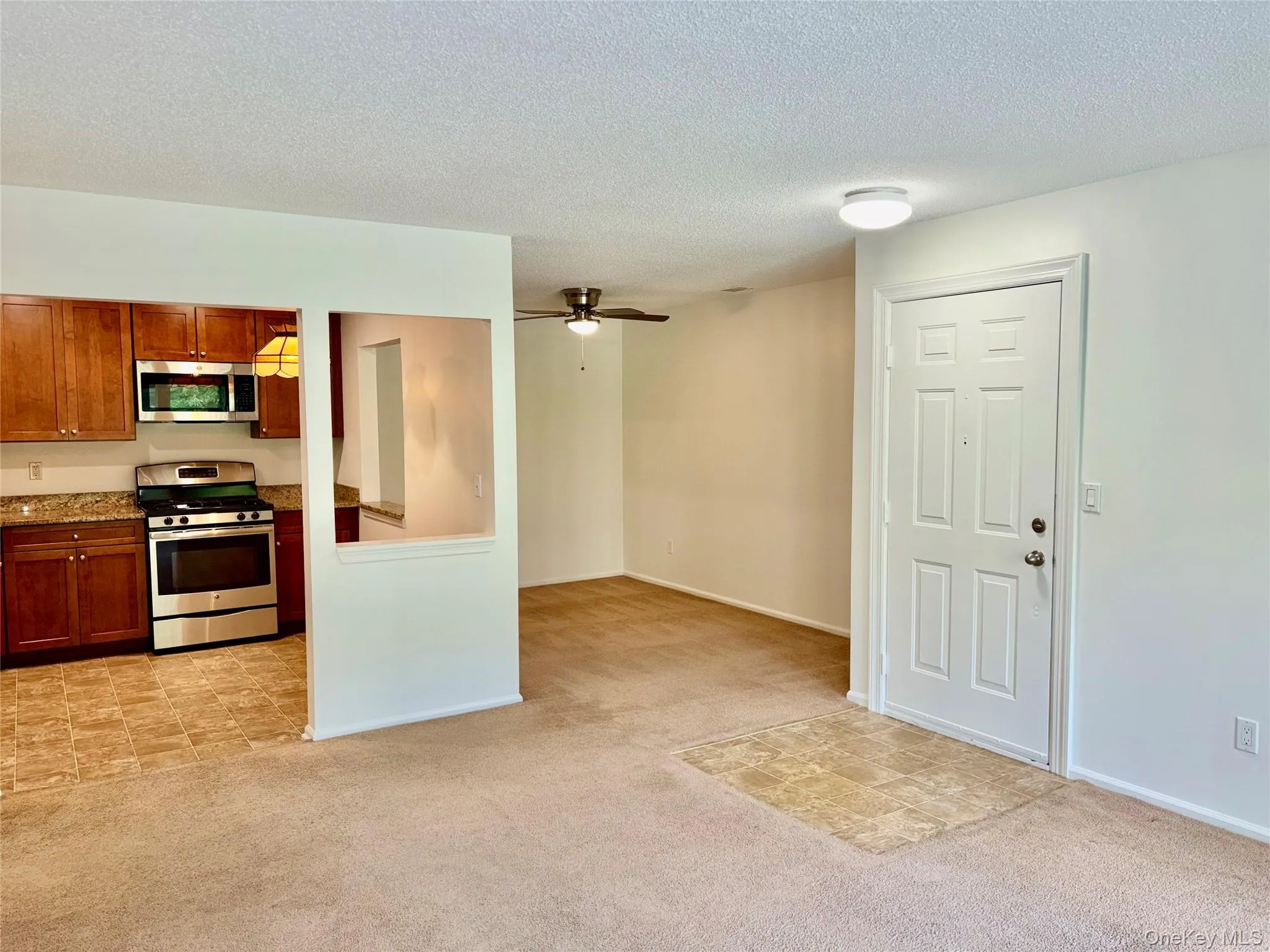 30 Huntington Circle, Peekskill, NY, 2 Bedrooms Bedrooms, 5 Rooms Rooms,2 BathroomsBathrooms,Residential Lease,For Rent,Huntington,0,H6322124 30 Huntington Circle, Peekskill, NY, 2 Bedrooms Bedrooms, 5 Rooms Rooms,2 BathroomsBathrooms,Residential Lease,For Rent,Huntington,0,H6322124