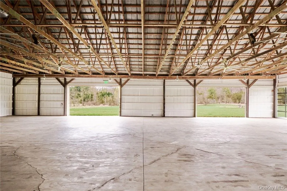 Garage with a lawn Garage with a lawn