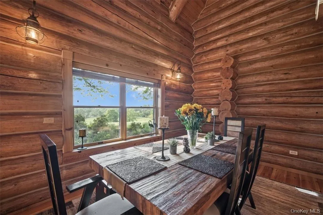 Dining area overlooking the magical property Dining area overlooking the magical property