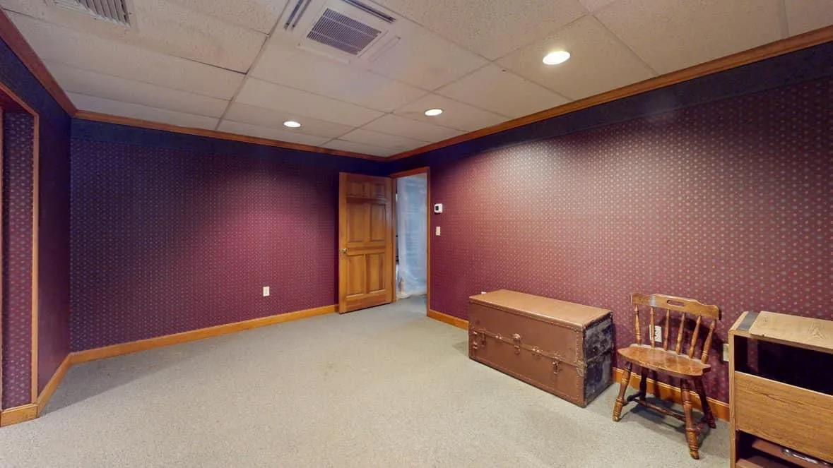 Large open room #2 no windows Large open room #2 no windows