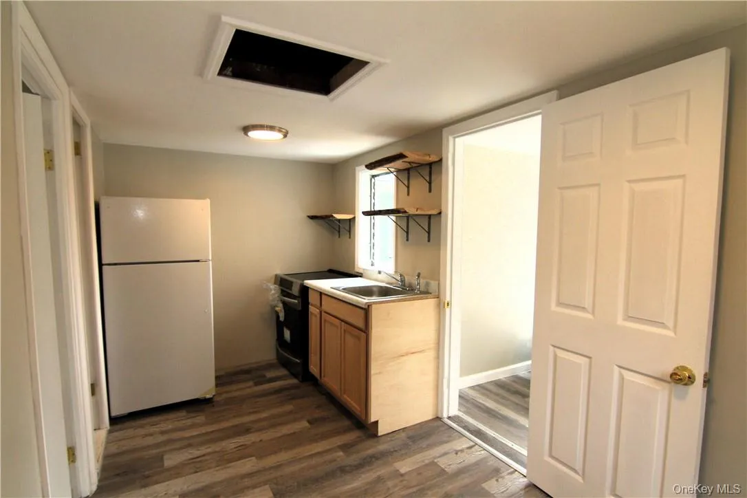 71 MILLER Road, Beekman, NY, 2 Bedrooms Bedrooms, 4 Rooms Rooms,1 BathroomBathrooms,Residential,For Rent,MILLER,0,H6331057 71 MILLER Road, Beekman, NY, 2 Bedrooms Bedrooms, 4 Rooms Rooms,1 BathroomBathrooms,Residential,For Rent,MILLER,0,H6331057