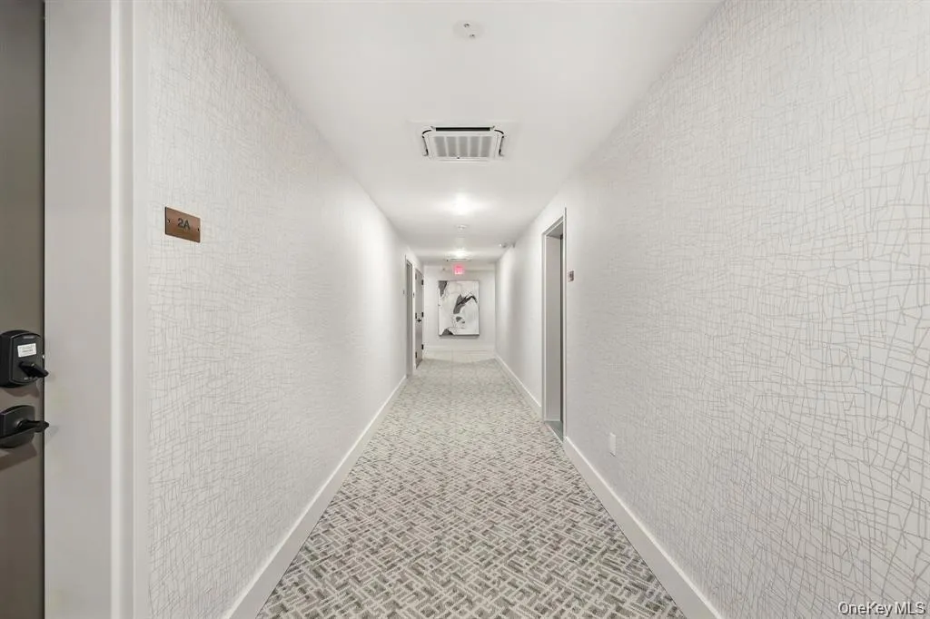 Common Hallway Common Hallway