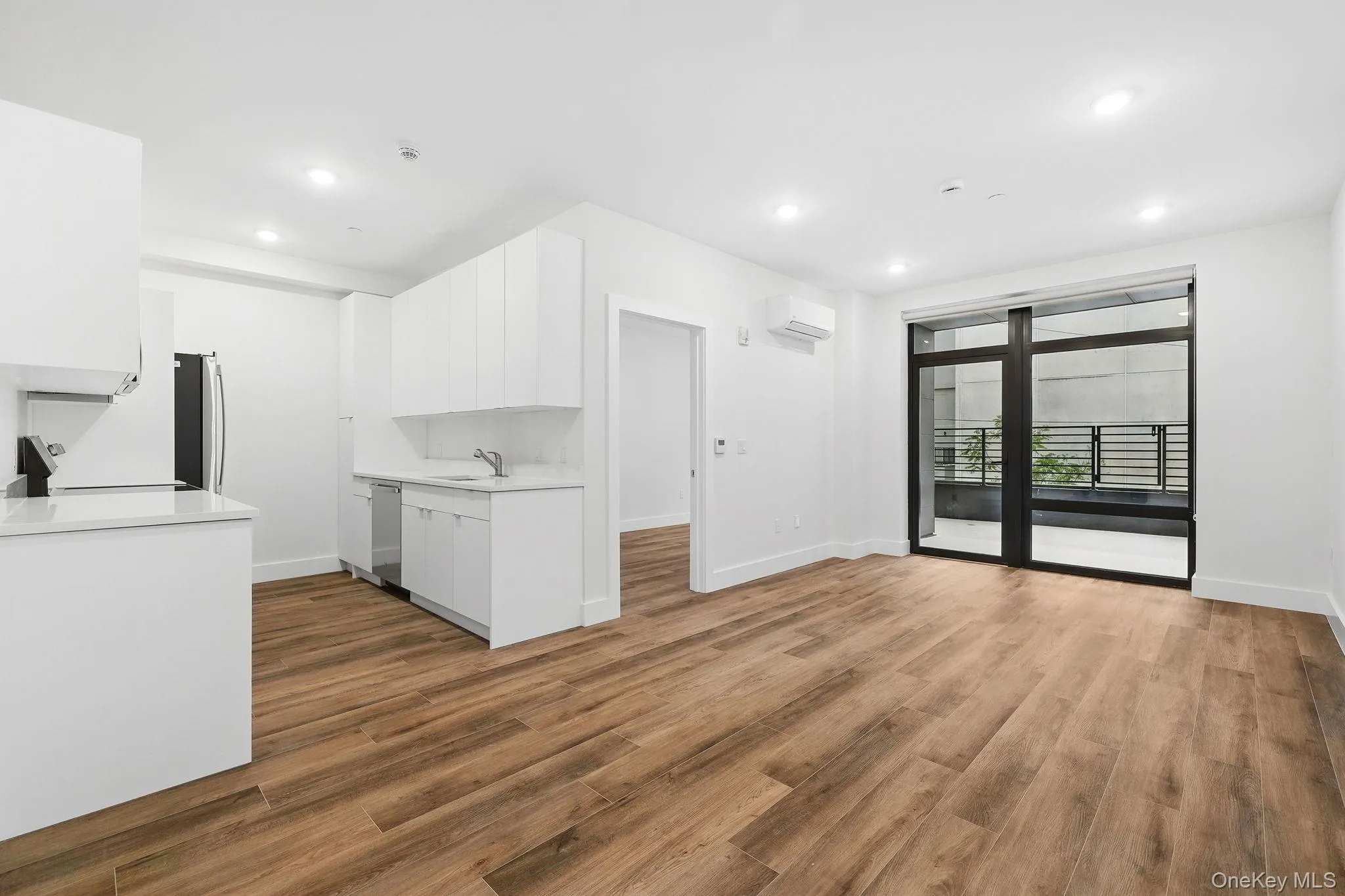 199 Post Road, White Plains, NY, 1 Bedroom Bedrooms, 4 Rooms Rooms,1 BathroomBathrooms,Residential Lease,Idx,Post,0,H6333150 199 Post Road, White Plains, NY, 1 Bedroom Bedrooms, 4 Rooms Rooms,1 BathroomBathrooms,Residential Lease,Idx,Post,0,H6333150