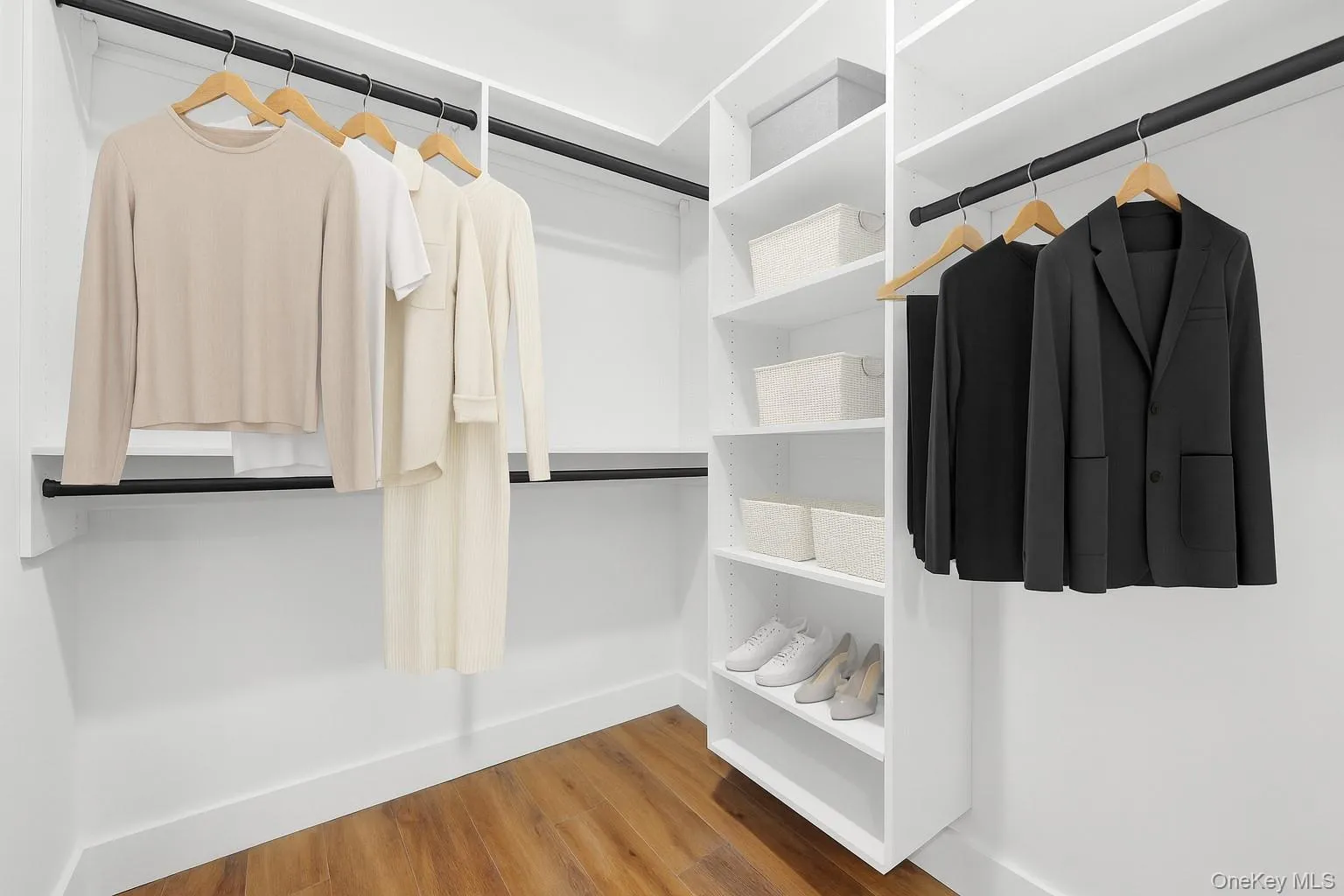 Walk in Closet by California Closets Walk in Closet by California Closets