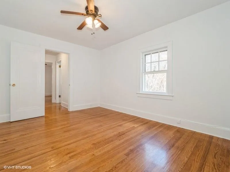 Bedroom 2 of 4 has access to a balcony overlooking the lake. Bedroom 2 of 4 has access to a balcony overlooking the lake.