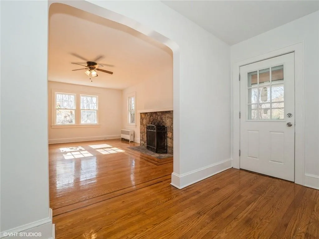 The living room is light and bright and generously sized. The living room is light and bright and generously sized.