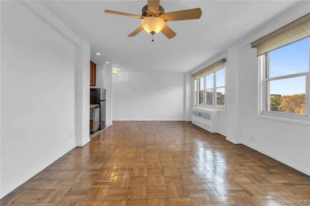 3935 Blackstone Avenue, New York, NY, 1 Room Rooms,1 BathroomBathrooms,Residential Sale,For Rent,Blackstone,0,H6336165 3935 Blackstone Avenue, New York, NY, 1 Room Rooms,1 BathroomBathrooms,Residential Sale,For Rent,Blackstone,0,H6336165