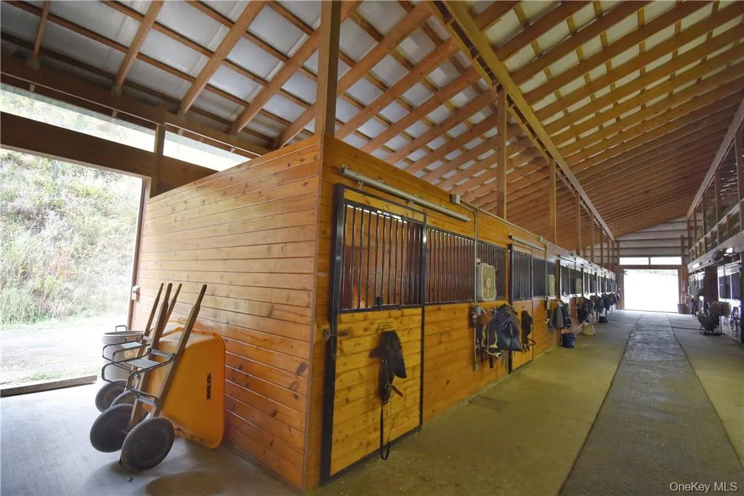349 Sarah Wells Trail, Goshen, NY, 6 Bedrooms Bedrooms, 10 Rooms Rooms,5 BathroomsBathrooms,Residential Sale,For Rent,Sarah Wells,0,H4748656 349 Sarah Wells Trail, Goshen, NY, 6 Bedrooms Bedrooms, 10 Rooms Rooms,5 BathroomsBathrooms,Residential Sale,For Rent,Sarah Wells,0,H4748656