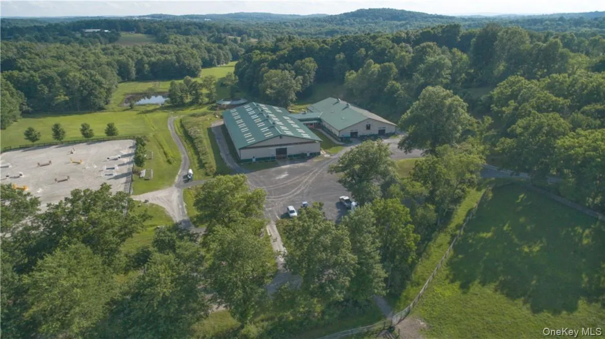 349 Sarah Wells Trail, Goshen, NY, 6 Bedrooms Bedrooms, 10 Rooms Rooms,5 BathroomsBathrooms,Residential Sale,For Rent,Sarah Wells,0,H4748656 349 Sarah Wells Trail, Goshen, NY, 6 Bedrooms Bedrooms, 10 Rooms Rooms,5 BathroomsBathrooms,Residential Sale,For Rent,Sarah Wells,0,H4748656