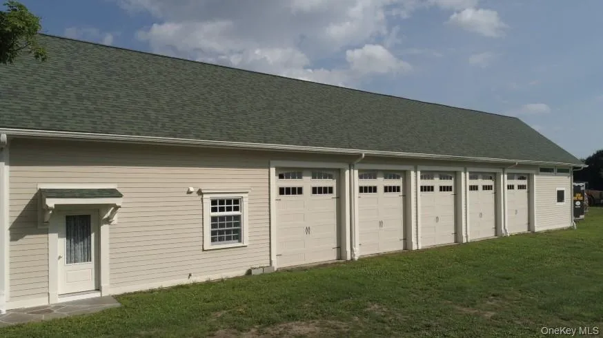 349 Sarah Wells Trail, Goshen, NY, 6 Bedrooms Bedrooms, 10 Rooms Rooms,5 BathroomsBathrooms,Residential Sale,For Rent,Sarah Wells,0,H4748656 349 Sarah Wells Trail, Goshen, NY, 6 Bedrooms Bedrooms, 10 Rooms Rooms,5 BathroomsBathrooms,Residential Sale,For Rent,Sarah Wells,0,H4748656