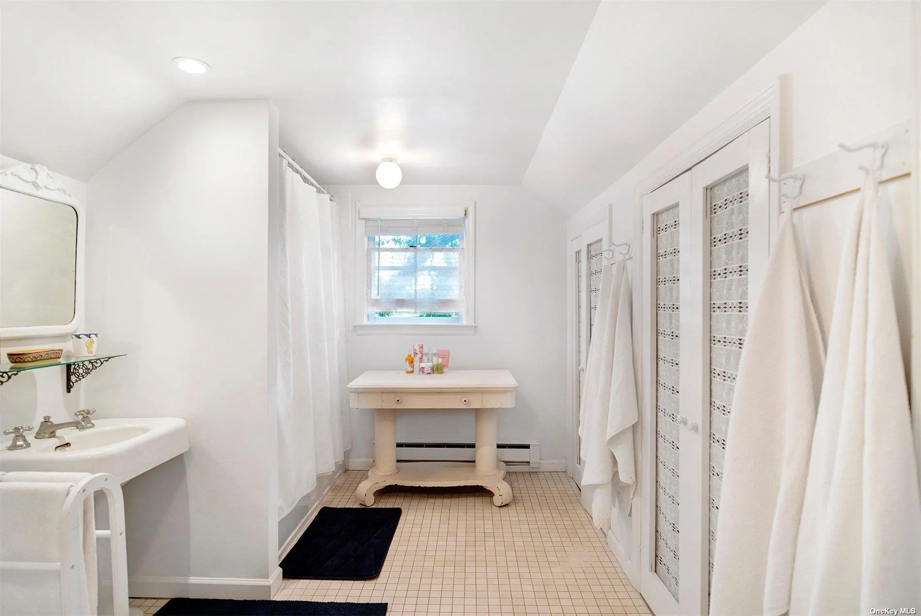 640 Orchard Street, Southold, NY, 3 Bedrooms Bedrooms, 7 Rooms Rooms,2 BathroomsBathrooms,Residential Lease,Idx,Orchard,0,L3185487 640 Orchard Street, Southold, NY, 3 Bedrooms Bedrooms, 7 Rooms Rooms,2 BathroomsBathrooms,Residential Lease,Idx,Orchard,0,L3185487