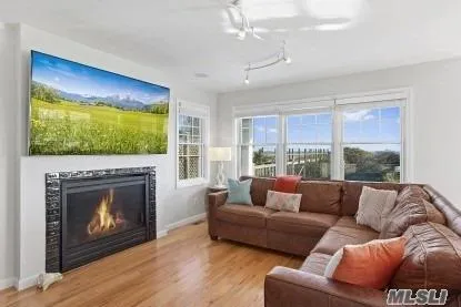 Living Room Living Room