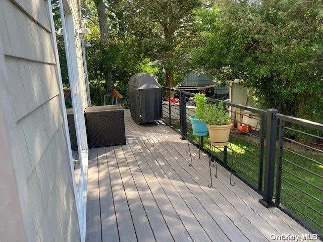 wrap around deck/BBQ wrap around deck/BBQ