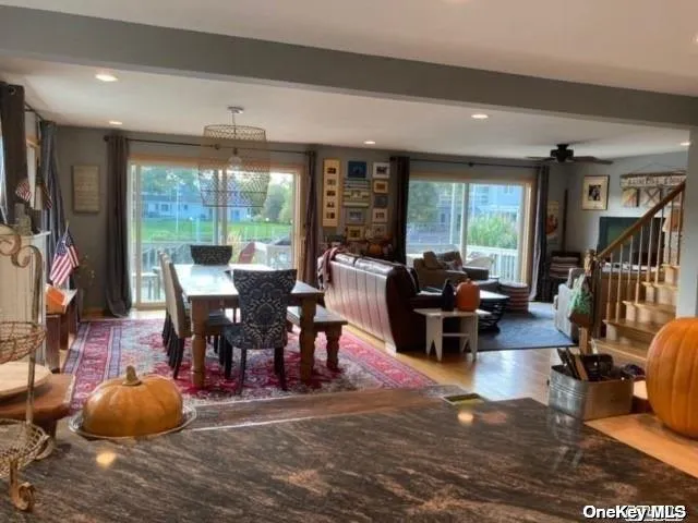 Open concept kit/dining/living Open concept kit/dining/living