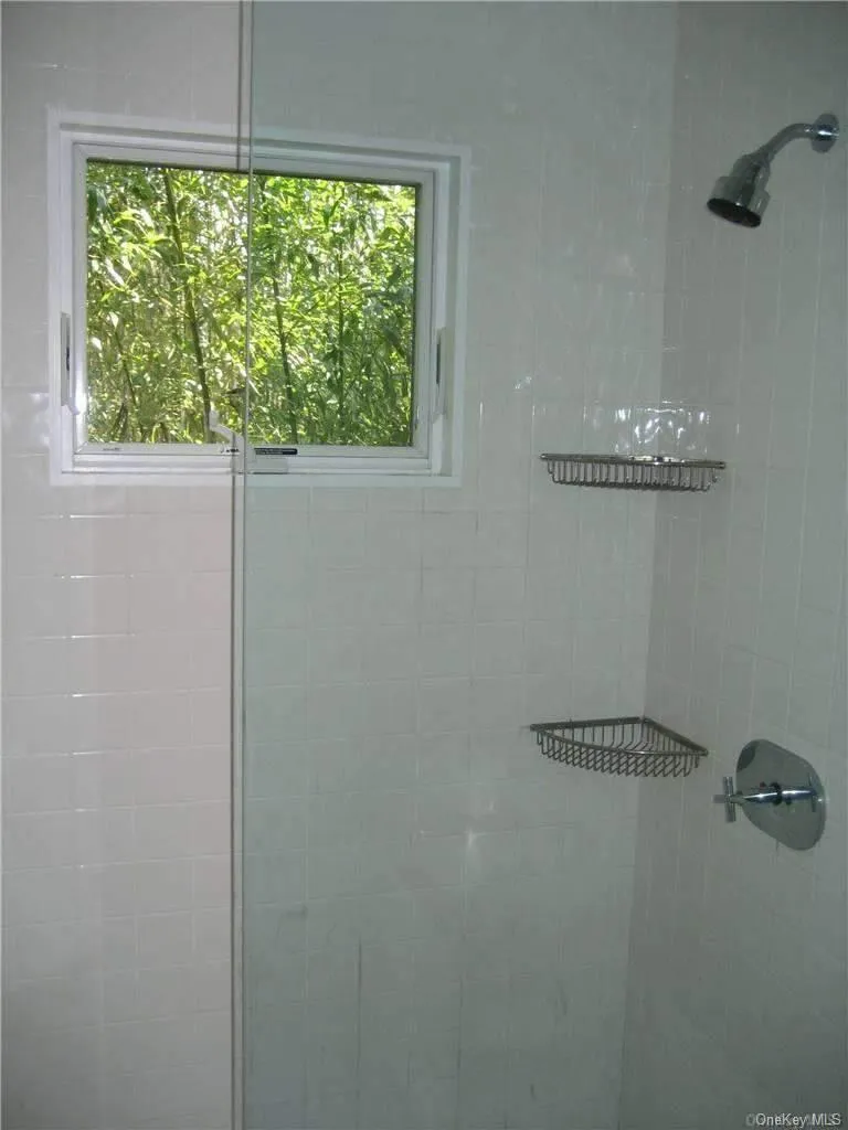 4 Superior Walk, Brookhaven, NY, 3 Bedrooms Bedrooms, 5 Rooms Rooms,1 BathroomBathrooms,Residential Lease,For Rent,Superior,0,L3287688 4 Superior Walk, Brookhaven, NY, 3 Bedrooms Bedrooms, 5 Rooms Rooms,1 BathroomBathrooms,Residential Lease,For Rent,Superior,0,L3287688