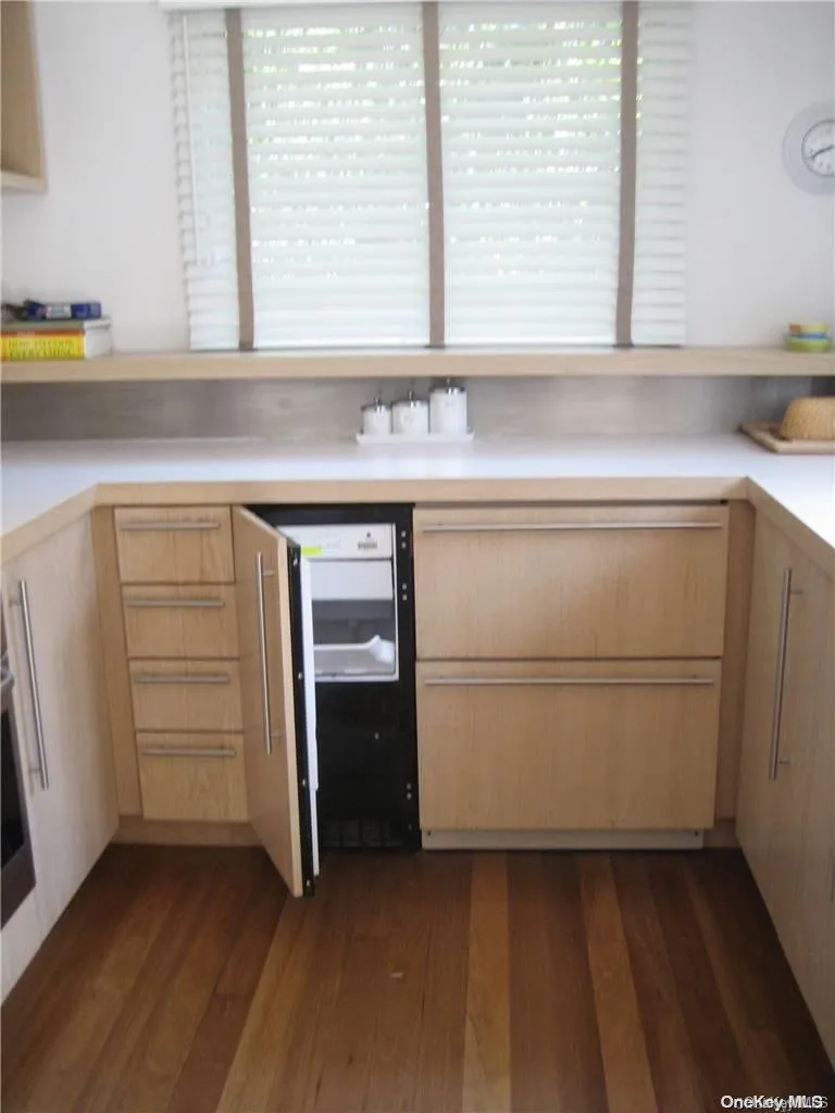 4 Superior Walk, Brookhaven, NY, 3 Bedrooms Bedrooms, 5 Rooms Rooms,1 BathroomBathrooms,Residential Lease,For Rent,Superior,0,L3287688 4 Superior Walk, Brookhaven, NY, 3 Bedrooms Bedrooms, 5 Rooms Rooms,1 BathroomBathrooms,Residential Lease,For Rent,Superior,0,L3287688