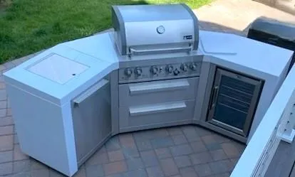 Brand New Mont Alpi Outdoor Kitchen with Refrigerator. Convenient to Dining on Patio and House Kitchen. Brand New Mont Alpi Outdoor Kitchen with Refrigerator. Convenient to Dining on Patio and House Kitchen.