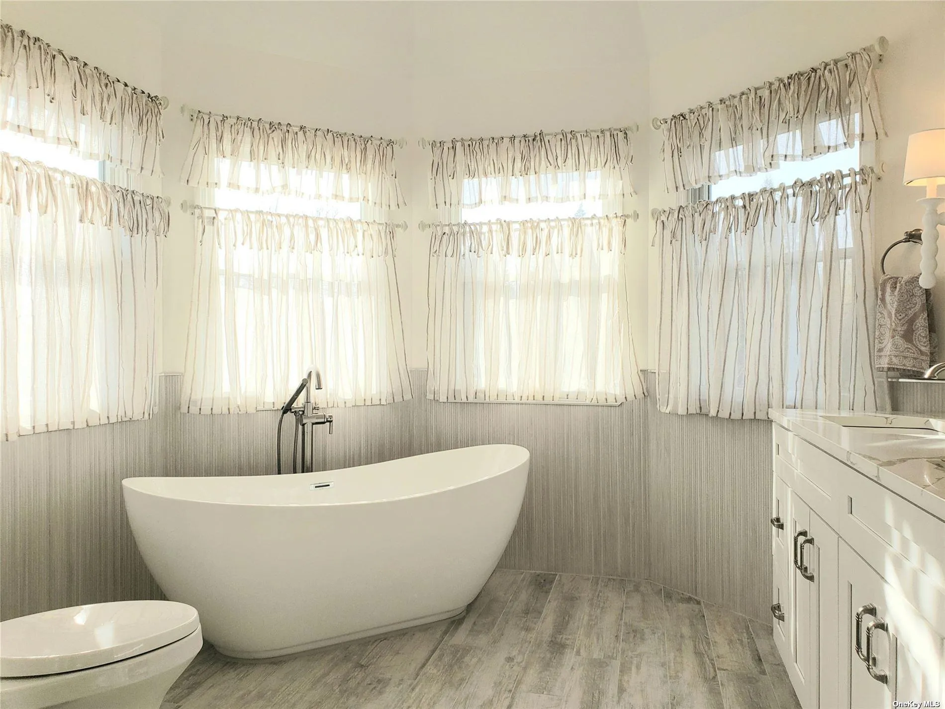 1275 The Esplanade, Southold, NY, 4 Bedrooms Bedrooms, 9 Rooms Rooms,2 BathroomsBathrooms,Residential Lease,For Rent,The Esplanade,0,L3289709 1275 The Esplanade, Southold, NY, 4 Bedrooms Bedrooms, 9 Rooms Rooms,2 BathroomsBathrooms,Residential Lease,For Rent,The Esplanade,0,L3289709