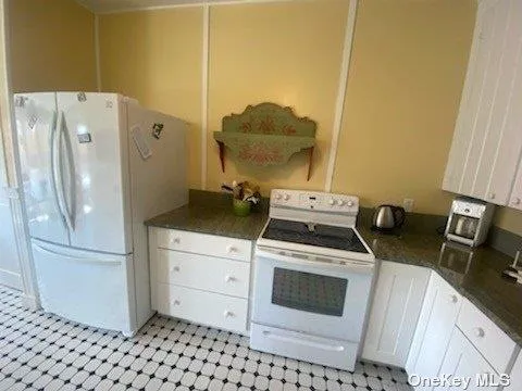 102 Marine Walk, Islip, NY, 4 Bedrooms Bedrooms, 6 Rooms Rooms,2 BathroomsBathrooms,Residential Lease,For Rent,Marine,0,L3307623 102 Marine Walk, Islip, NY, 4 Bedrooms Bedrooms, 6 Rooms Rooms,2 BathroomsBathrooms,Residential Lease,For Rent,Marine,0,L3307623
