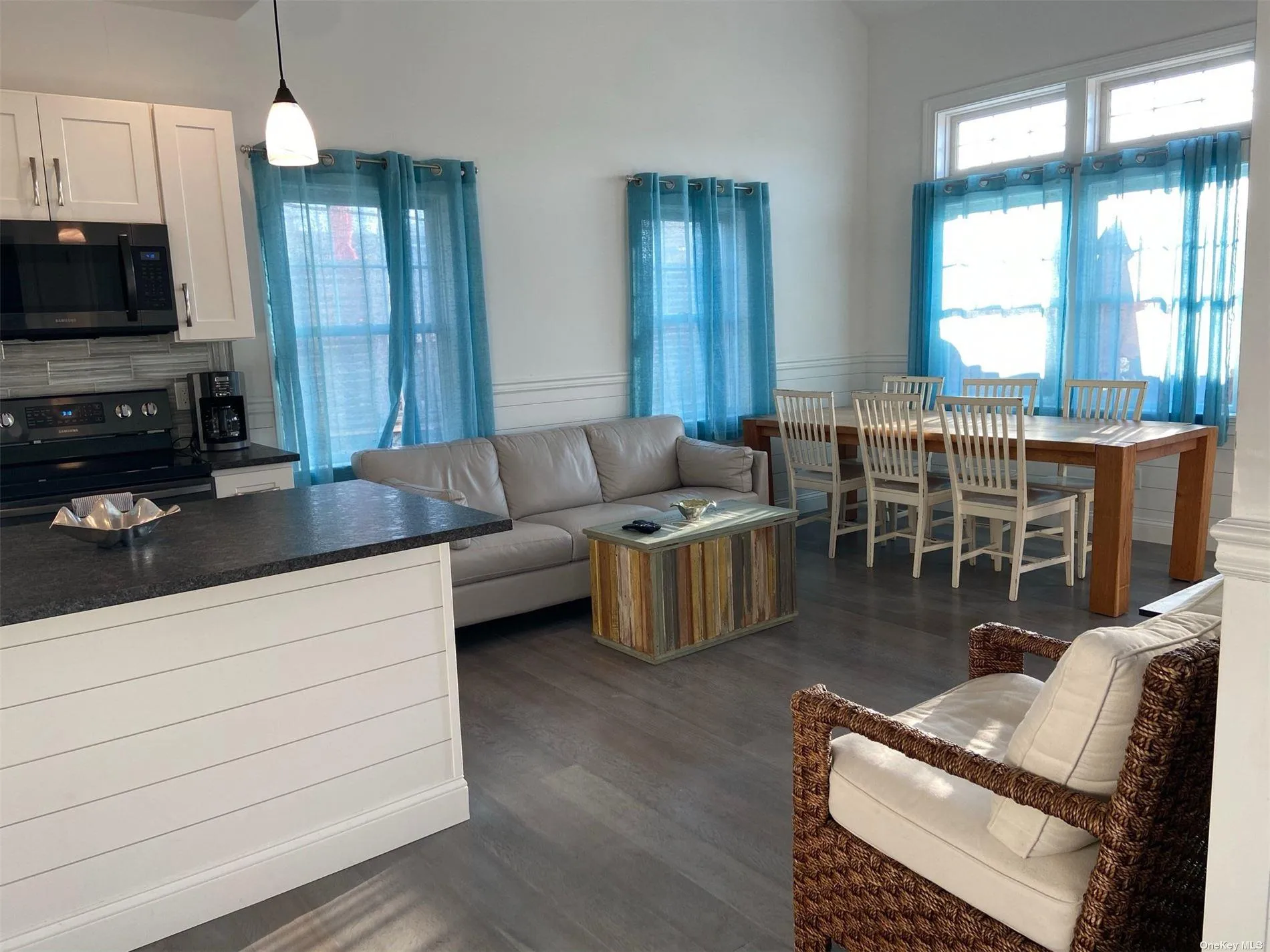 343 Dehnhoff, Islip, NY, 4 Bedrooms Bedrooms, 6 Rooms Rooms,2 BathroomsBathrooms,Residential Lease,For Rent,Dehnhoff,0,L3310108 343 Dehnhoff, Islip, NY, 4 Bedrooms Bedrooms, 6 Rooms Rooms,2 BathroomsBathrooms,Residential Lease,For Rent,Dehnhoff,0,L3310108