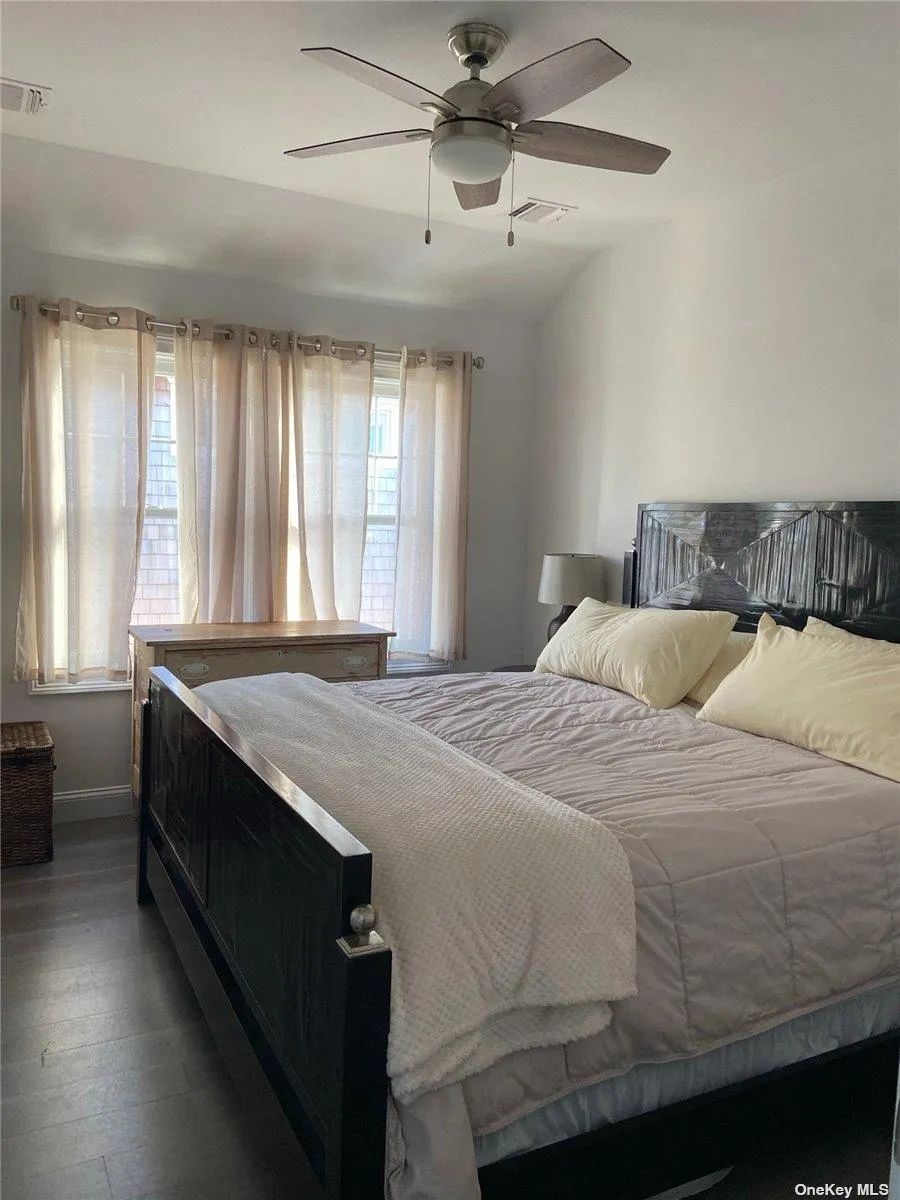 343 Dehnhoff, Islip, NY, 4 Bedrooms Bedrooms, 6 Rooms Rooms,2 BathroomsBathrooms,Residential Lease,For Rent,Dehnhoff,0,L3310108 343 Dehnhoff, Islip, NY, 4 Bedrooms Bedrooms, 6 Rooms Rooms,2 BathroomsBathrooms,Residential Lease,For Rent,Dehnhoff,0,L3310108