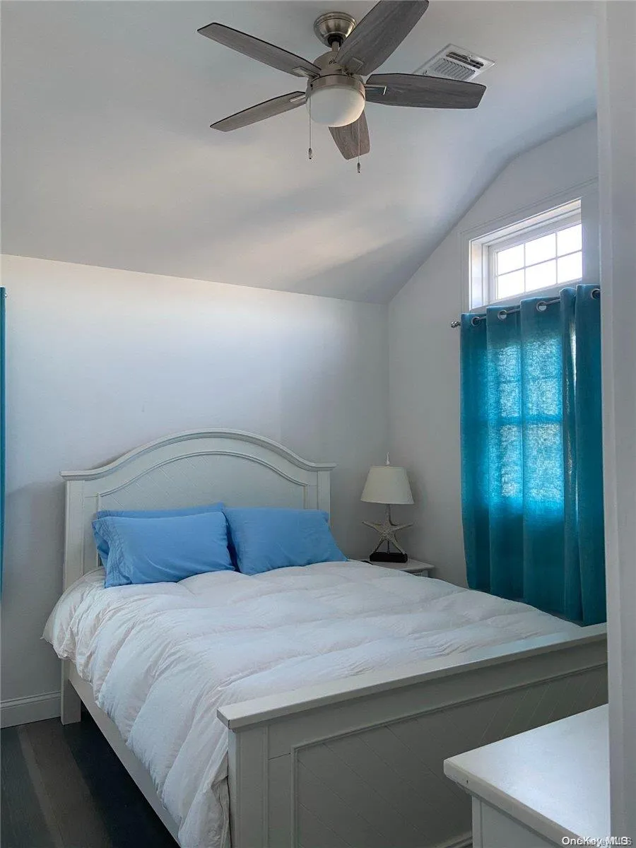 343 Dehnhoff, Islip, NY, 4 Bedrooms Bedrooms, 6 Rooms Rooms,2 BathroomsBathrooms,Residential Lease,For Rent,Dehnhoff,0,L3310108 343 Dehnhoff, Islip, NY, 4 Bedrooms Bedrooms, 6 Rooms Rooms,2 BathroomsBathrooms,Residential Lease,For Rent,Dehnhoff,0,L3310108