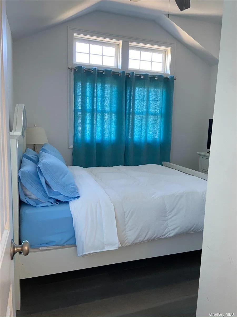 343 Dehnhoff, Islip, NY, 4 Bedrooms Bedrooms, 6 Rooms Rooms,2 BathroomsBathrooms,Residential Lease,For Rent,Dehnhoff,0,L3310108 343 Dehnhoff, Islip, NY, 4 Bedrooms Bedrooms, 6 Rooms Rooms,2 BathroomsBathrooms,Residential Lease,For Rent,Dehnhoff,0,L3310108