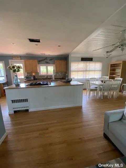 664 Ocean Breeze, Islip, NY, 3 Bedrooms Bedrooms, 8 Rooms Rooms,2 BathroomsBathrooms,Residential Lease,For Rent,Ocean Breeze,0,L3325955 664 Ocean Breeze, Islip, NY, 3 Bedrooms Bedrooms, 8 Rooms Rooms,2 BathroomsBathrooms,Residential Lease,For Rent,Ocean Breeze,0,L3325955