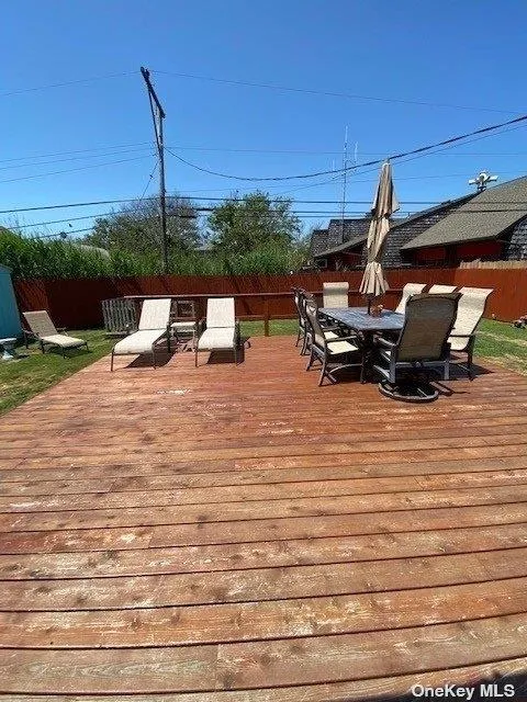 664 Ocean Breeze, Islip, NY, 3 Bedrooms Bedrooms, 8 Rooms Rooms,2 BathroomsBathrooms,Residential Lease,For Rent,Ocean Breeze,0,L3325955 664 Ocean Breeze, Islip, NY, 3 Bedrooms Bedrooms, 8 Rooms Rooms,2 BathroomsBathrooms,Residential Lease,For Rent,Ocean Breeze,0,L3325955