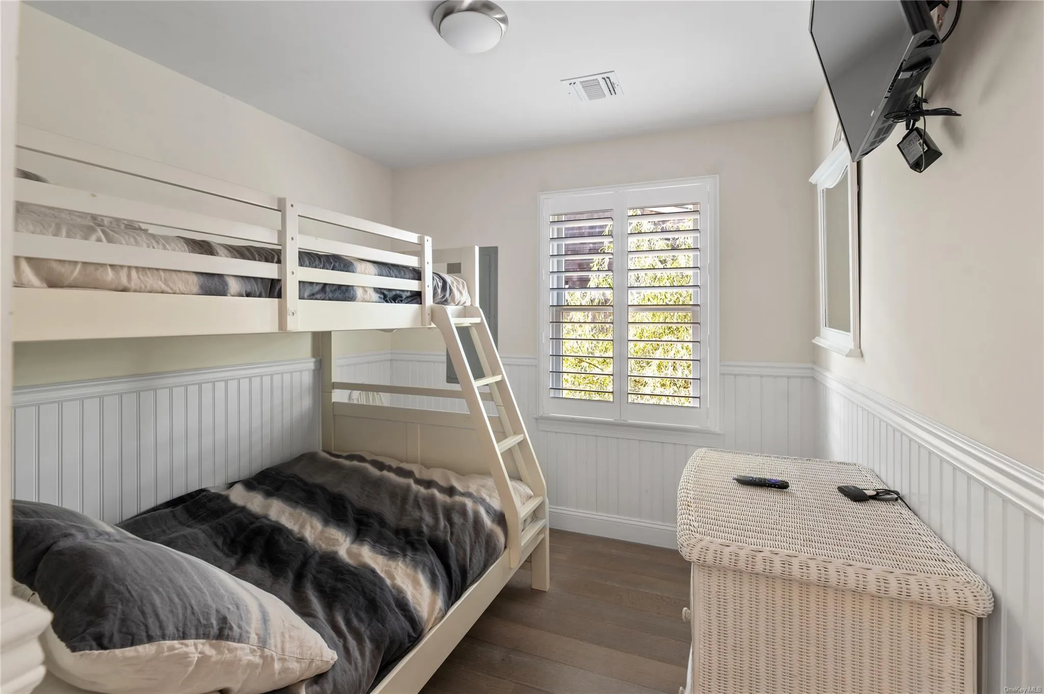 338 Surf Road, Islip, NY, 5 Bedrooms Bedrooms, 8 Rooms Rooms,3 BathroomsBathrooms,Residential Lease,For Rent,Surf,0,L3328014 338 Surf Road, Islip, NY, 5 Bedrooms Bedrooms, 8 Rooms Rooms,3 BathroomsBathrooms,Residential Lease,For Rent,Surf,0,L3328014