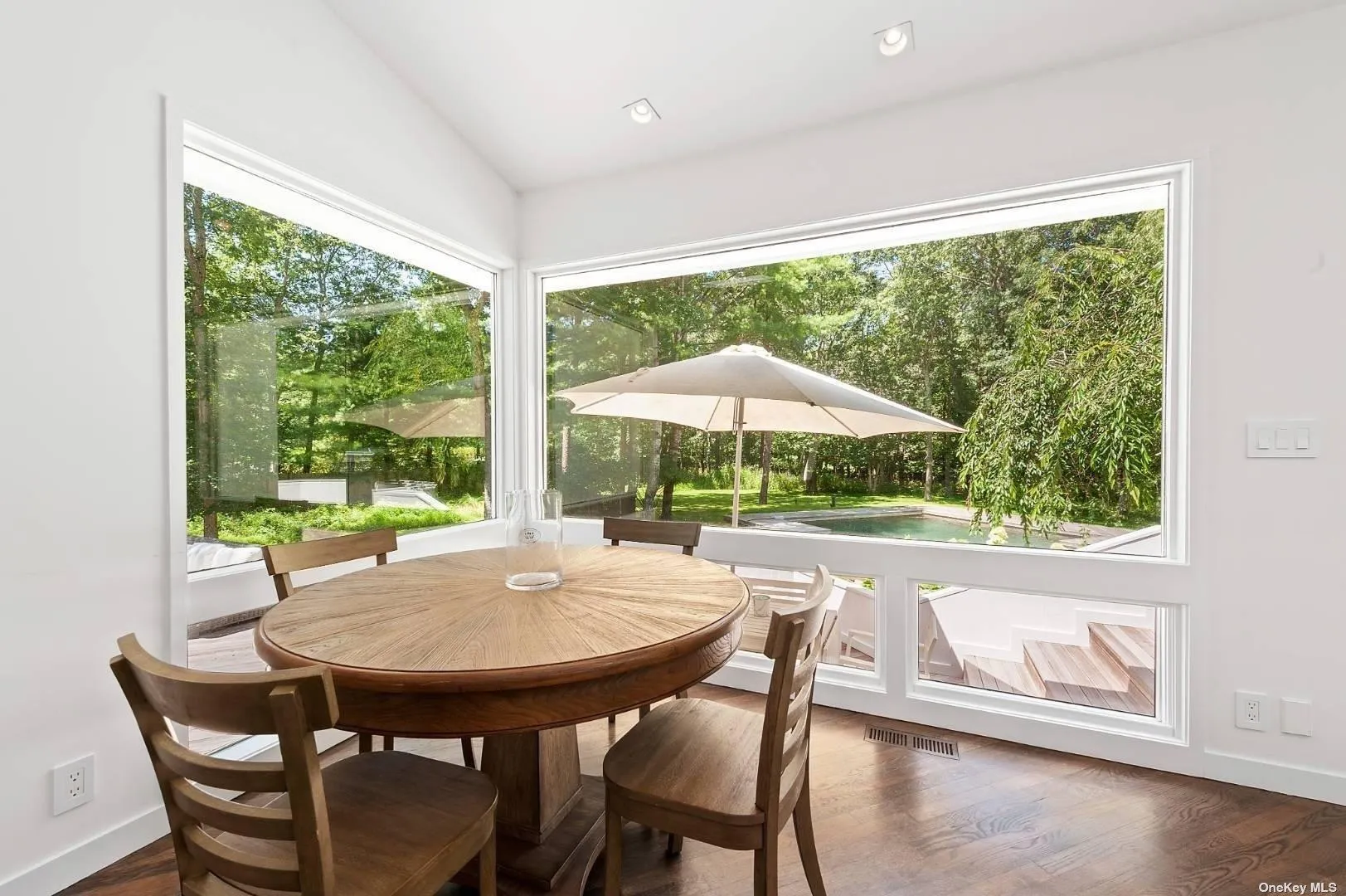 14 Elishas Path, East Hampton, NY, 4 Bedrooms Bedrooms, ,3 BathroomsBathrooms,Residential Lease,Idx,Elishas,0,L3341183 14 Elishas Path, East Hampton, NY, 4 Bedrooms Bedrooms, ,3 BathroomsBathrooms,Residential Lease,Idx,Elishas,0,L3341183